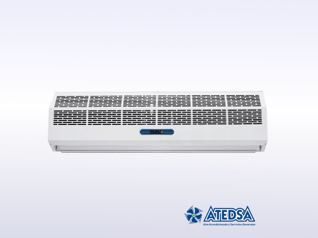 Cortina de aire Innovair serie ACS instalada en entrada comercial - Atedsa Perú